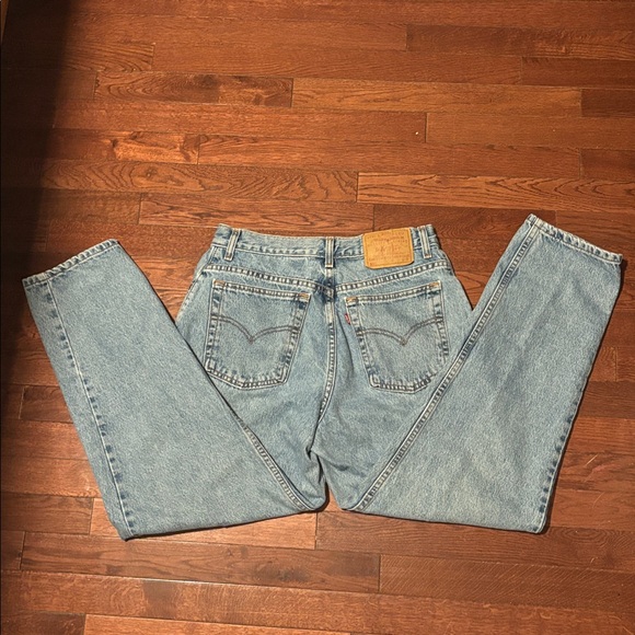 Levi's Denim - Levi’s Classic Blue Denim Jeans Women’s Size: 12 Short Relaxed Fit